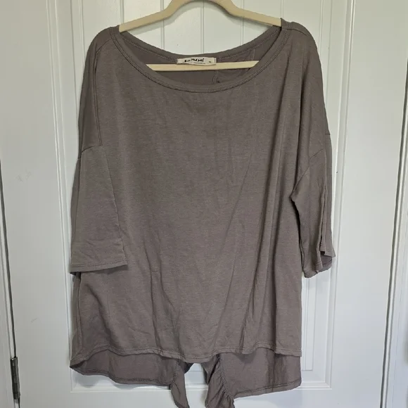 Three Bird Nest Taupe Ruffled Blouse - Picture 4 of 6